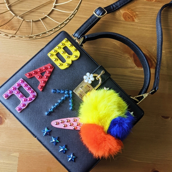 Handbag - Picture 2 of 4